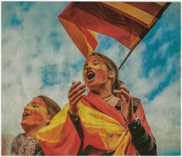 A vidím dívky, jak demonstrují v Katalánsku